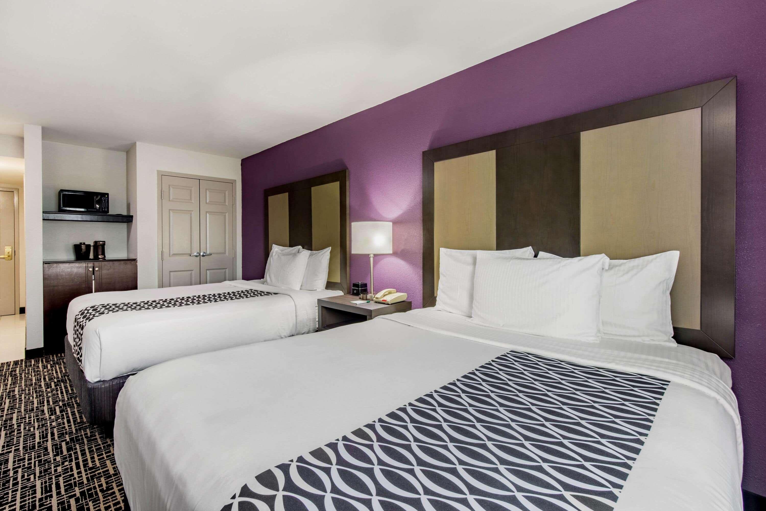 La Quinta Inn By Wyndham West Long Branch Nj Shore Area Exterior photo