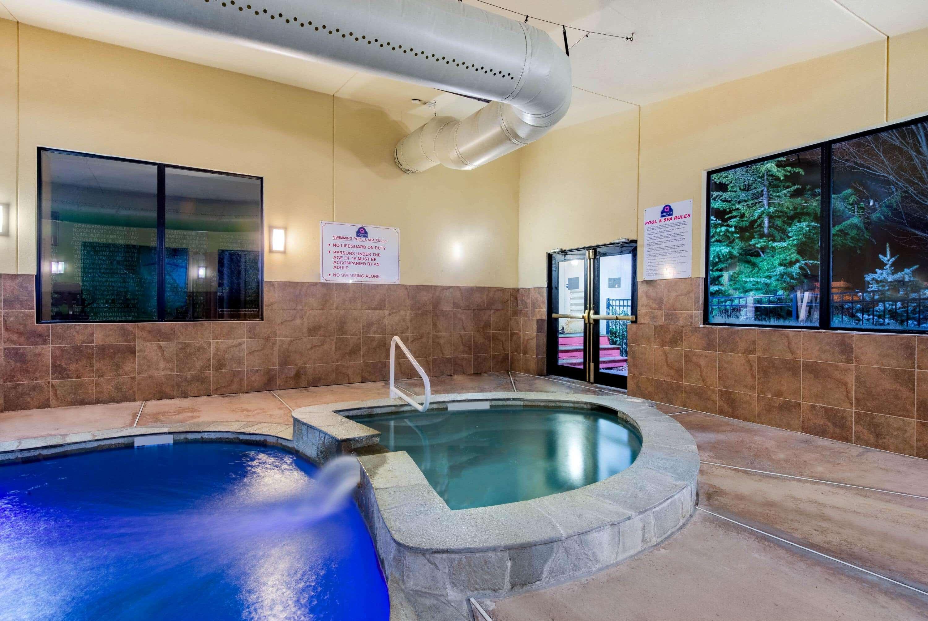 La Quinta Inn By Wyndham West Long Branch Nj Shore Area Exterior photo